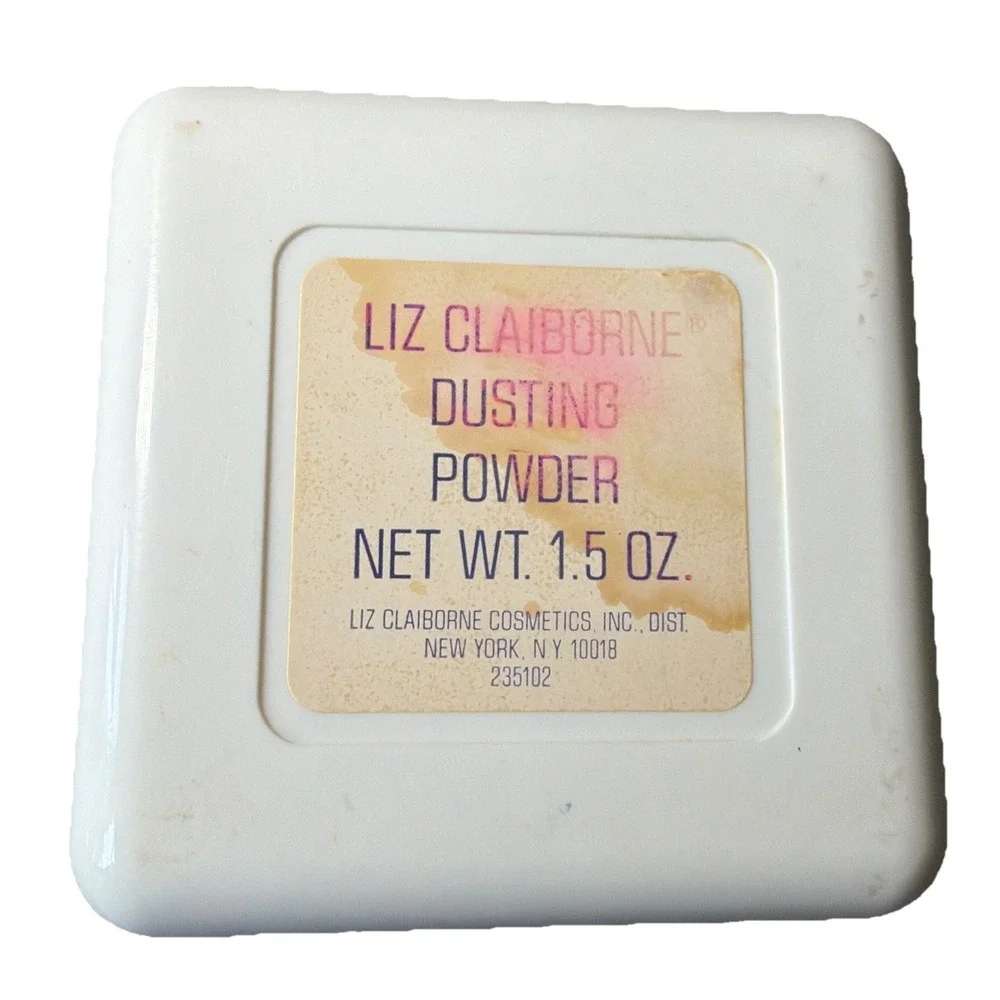 Liz Claiborne DUSTING POWDER 1.5oz